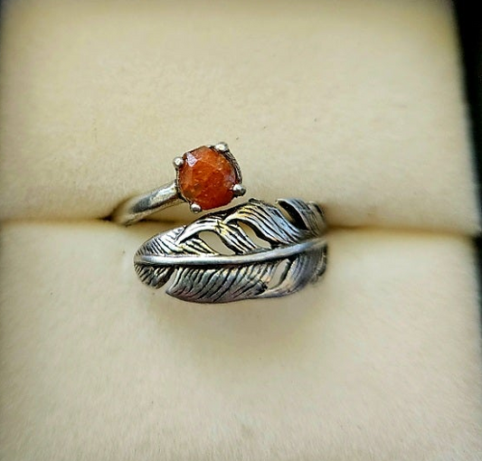 .925 Silver Feather Wulfenite Ring
